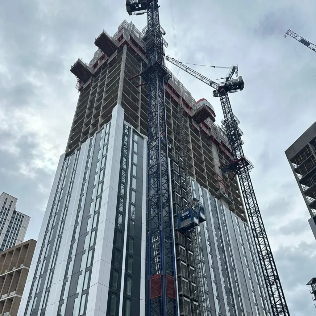 One East Side, London, Anchor Channels